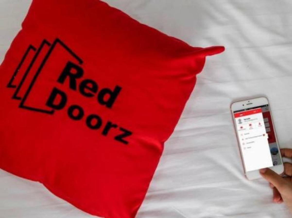 Reddoorz @ Wiyung 3 Otel Surabaya Dış mekan fotoğraf